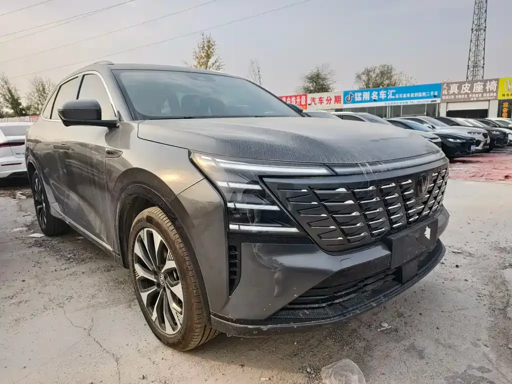 Changan CS75PLUS — фото 3