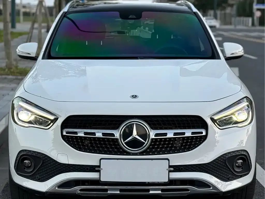 Mercedes-Benz GLA — фото 3