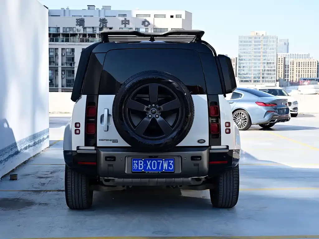 Land Rover Defender — фото 9