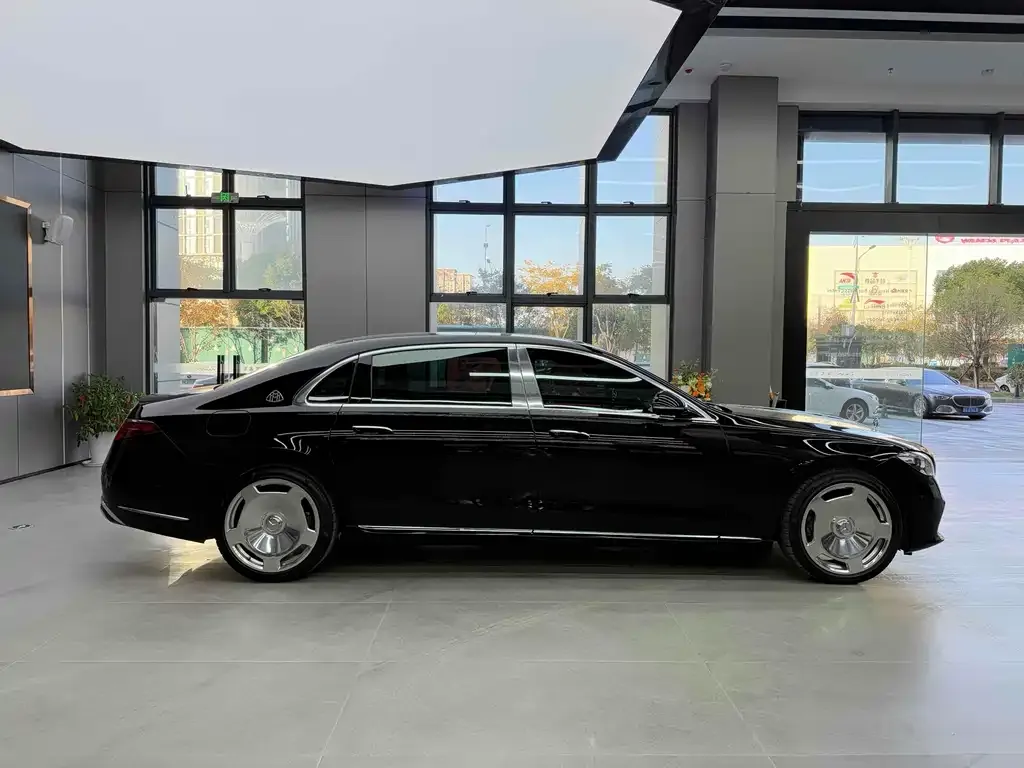Mercedes-Benz S-Class — фото 6