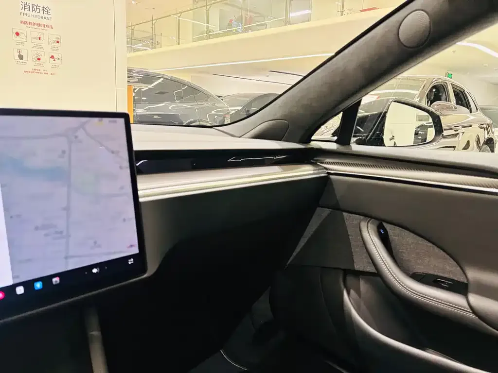 Tesla Model S — фото 9
