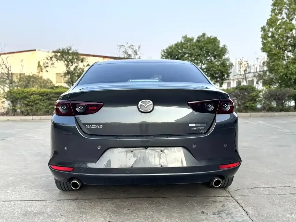 Mazda 3 Axela — фото 4