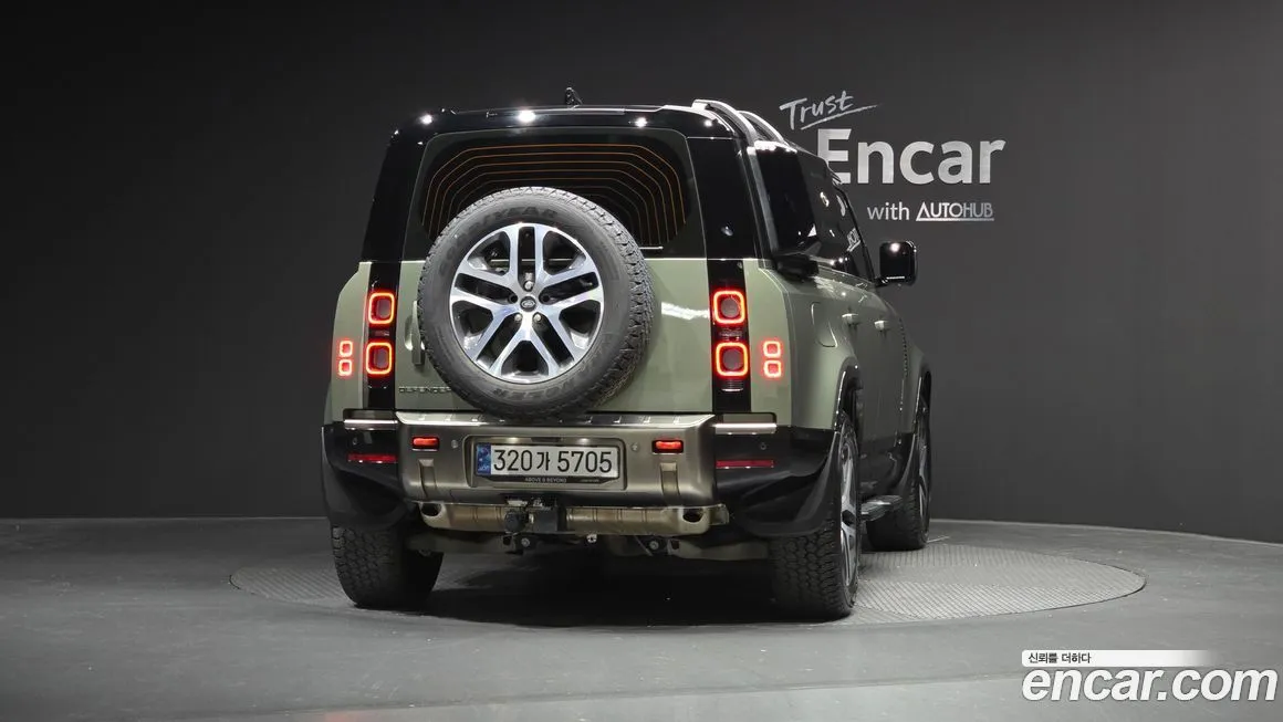 Land Rover Defender — фото 4