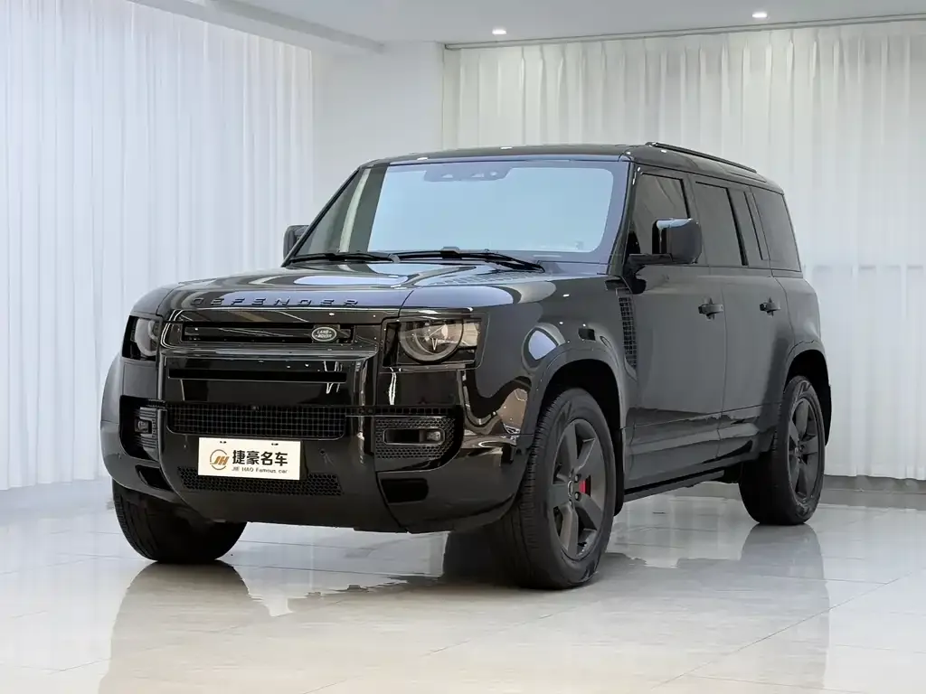 Land Rover Defender — фото 1