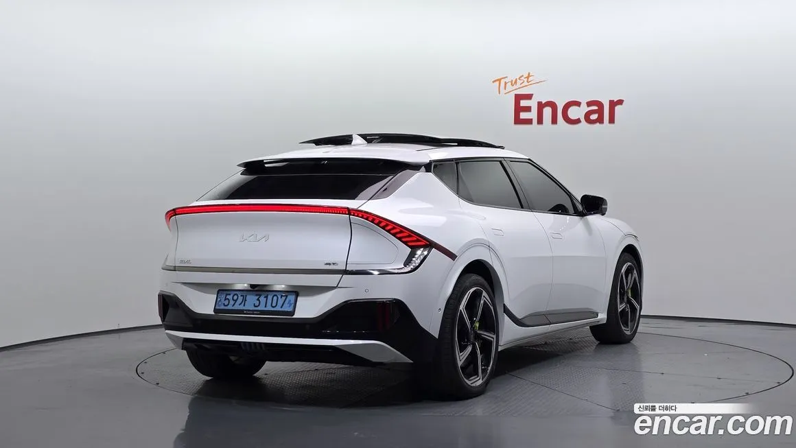 Kia EV6 — фото 2