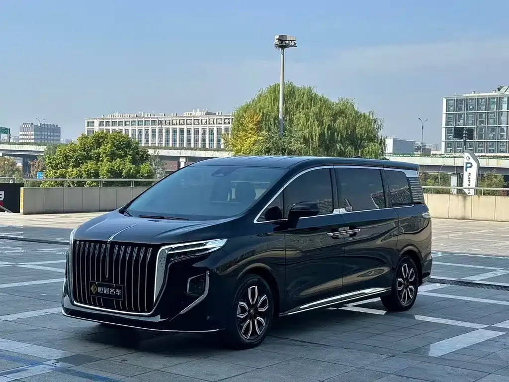 Hongqi HQ9 — фото 1