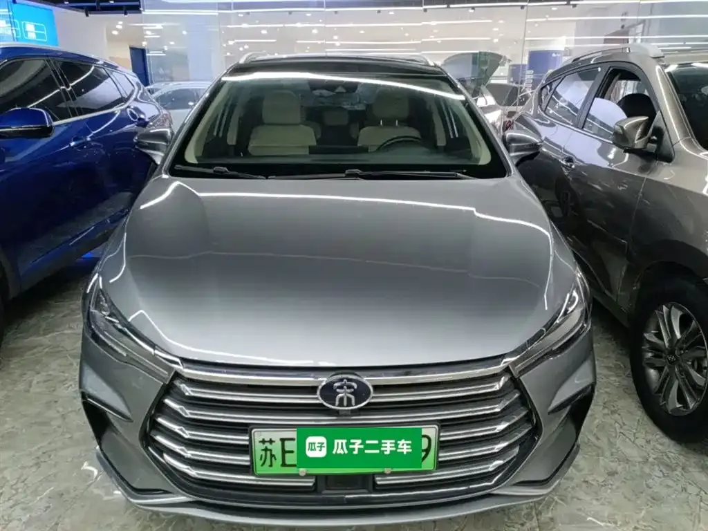 BYD MAX New Energy — фото 3