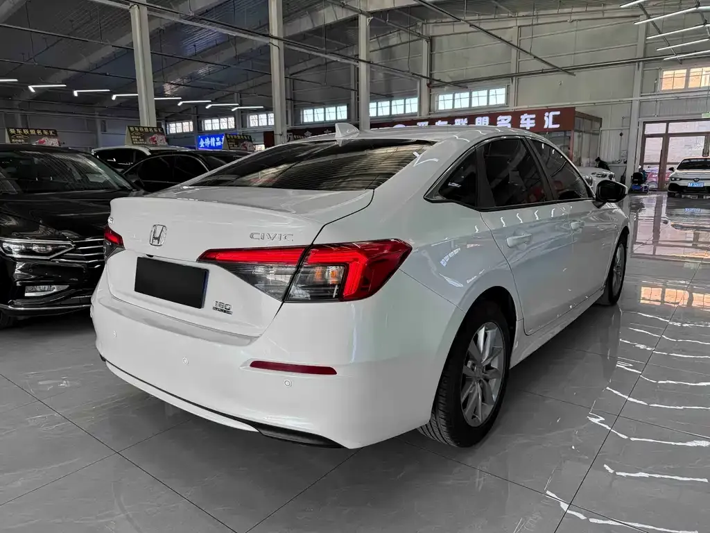 Honda Civic — фото 4