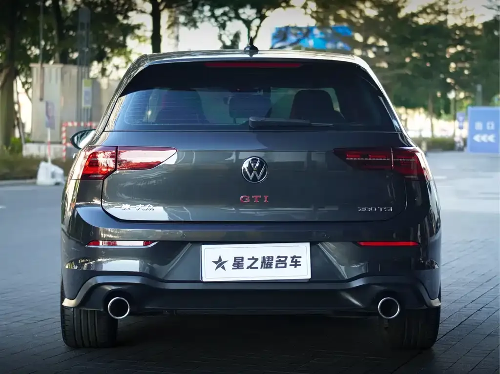 Volkswagen Golf GTI — фото 3