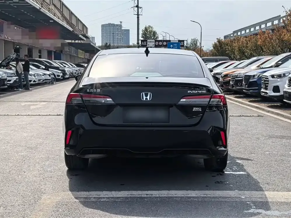 Honda Inspire — фото 6
