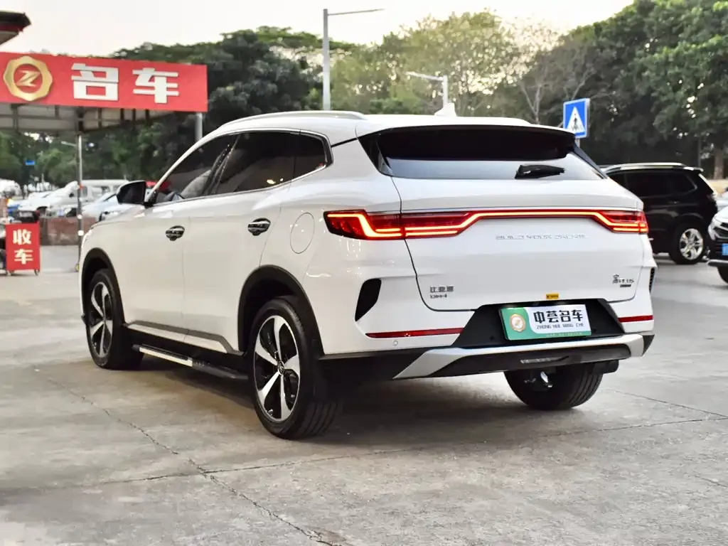 BYD PLUS New Energy — фото 4