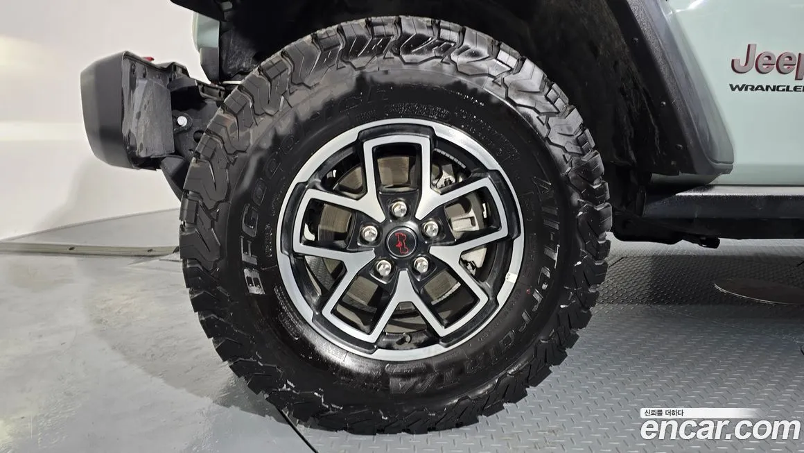 Jeep Wrangler — фото 5