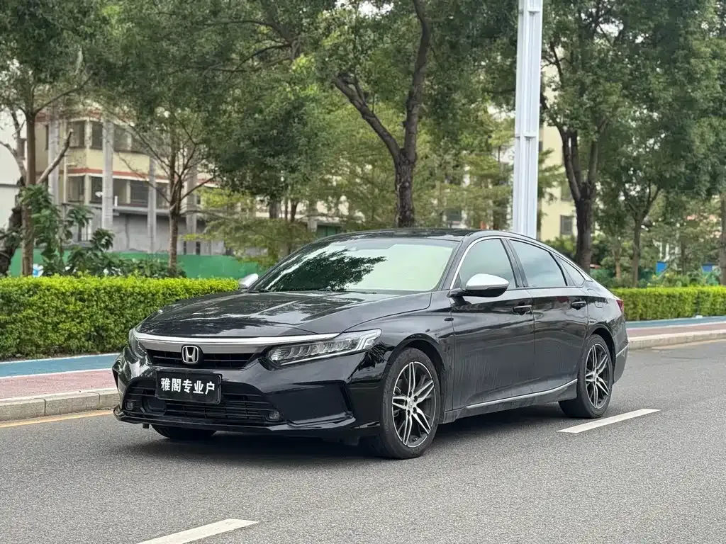 Honda Inspire — фото 1