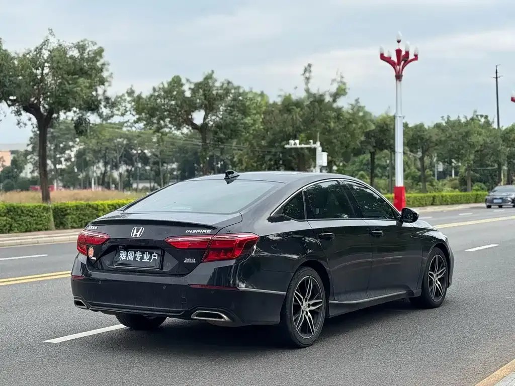 Honda Inspire — фото 4