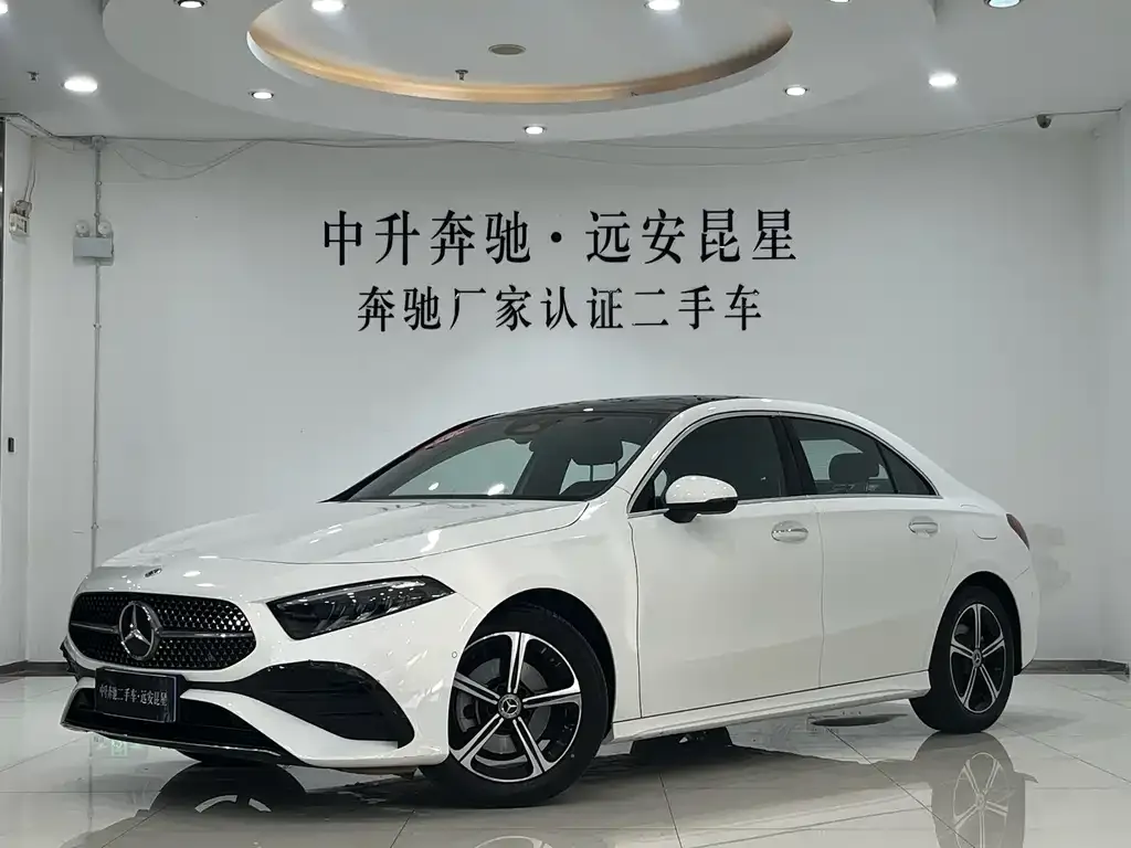 Mercedes-Benz A-Class — фото 1