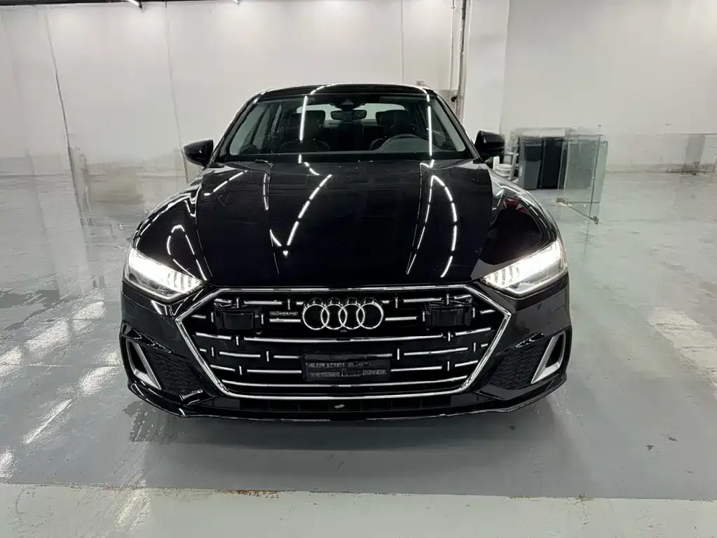 Audi A7L — фото 2