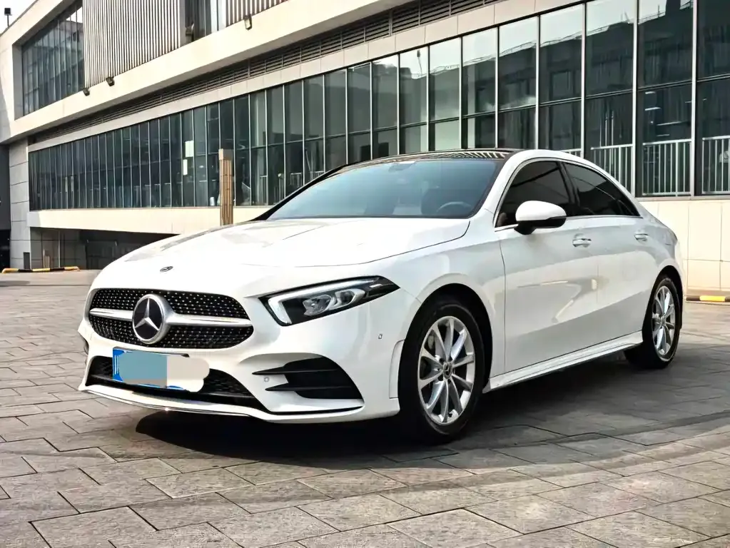 Mercedes-Benz A-Class — фото 1