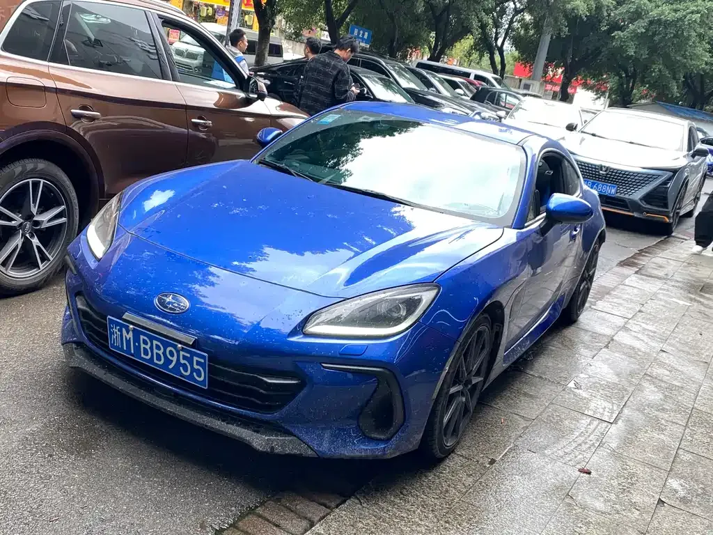 Subaru BRZ — фото 1