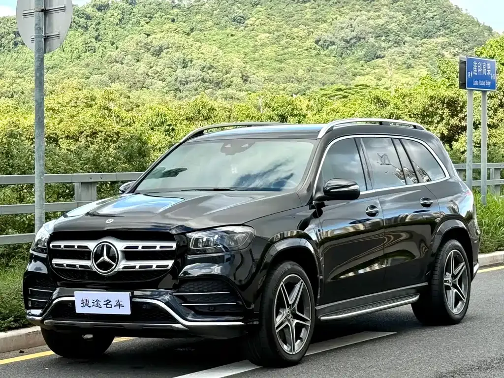 Mercedes-Benz GLS — фото 1