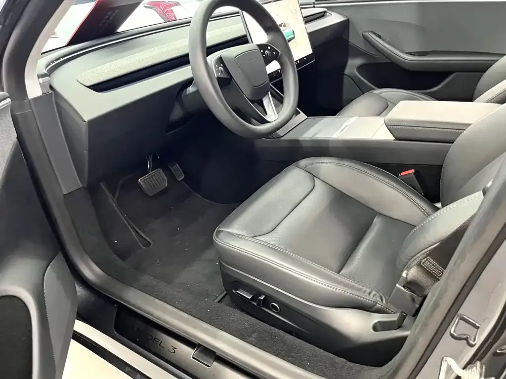Tesla Model 3 — фото 5
