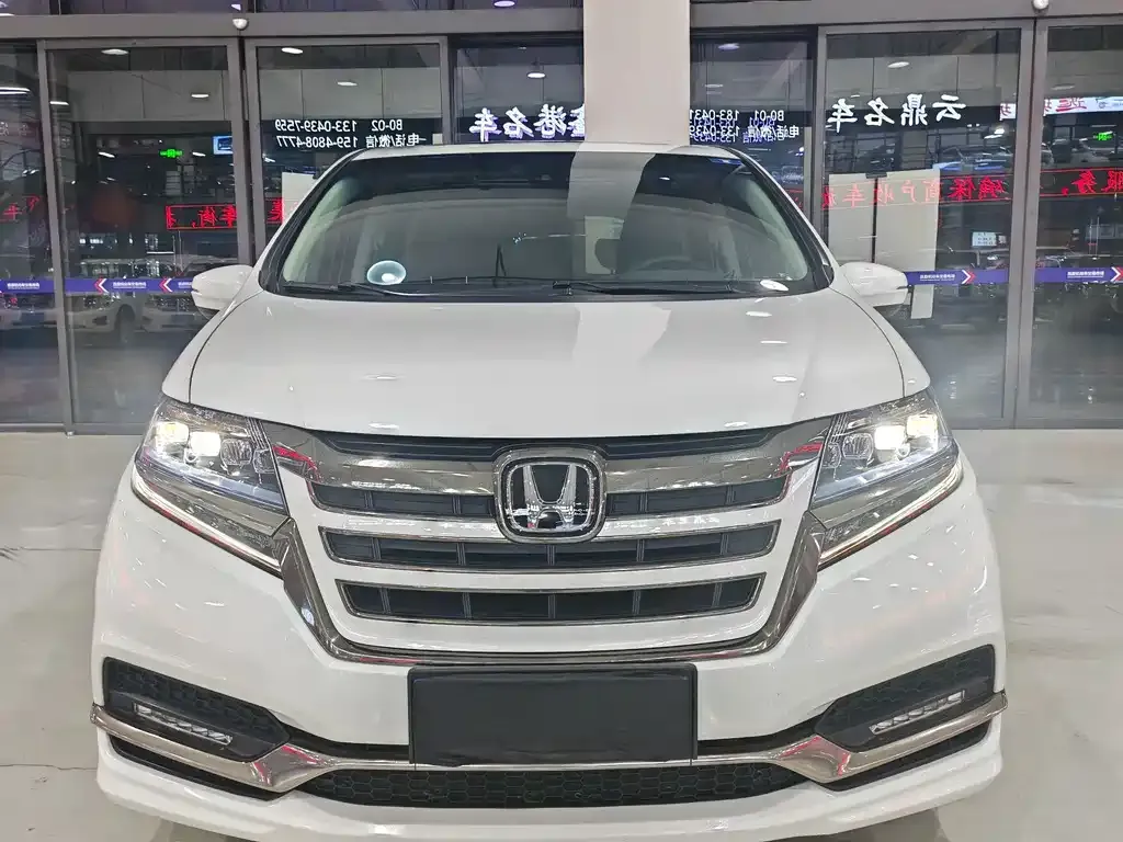 Honda Elysion — фото 2