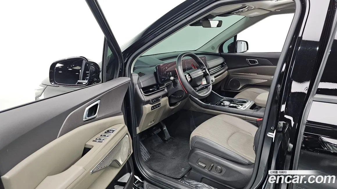 Kia Carnival — фото 10