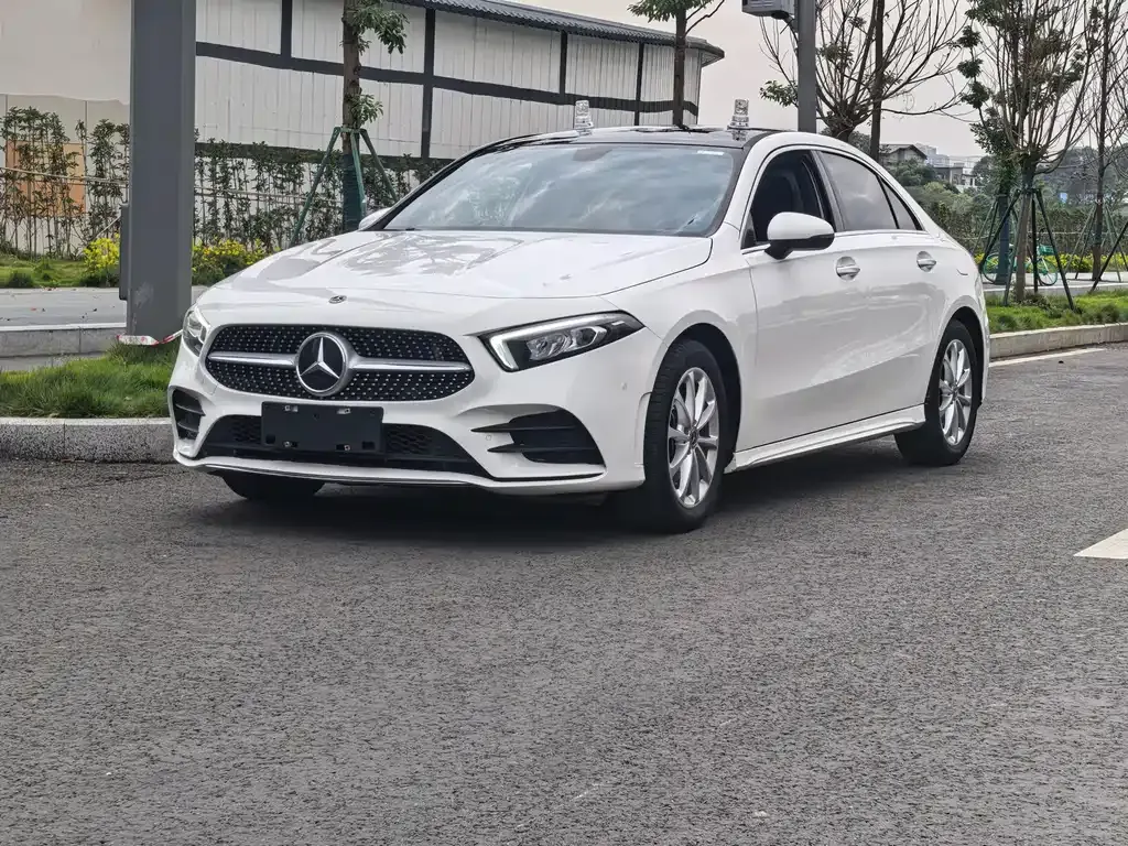 Mercedes-Benz A-Class — фото 1