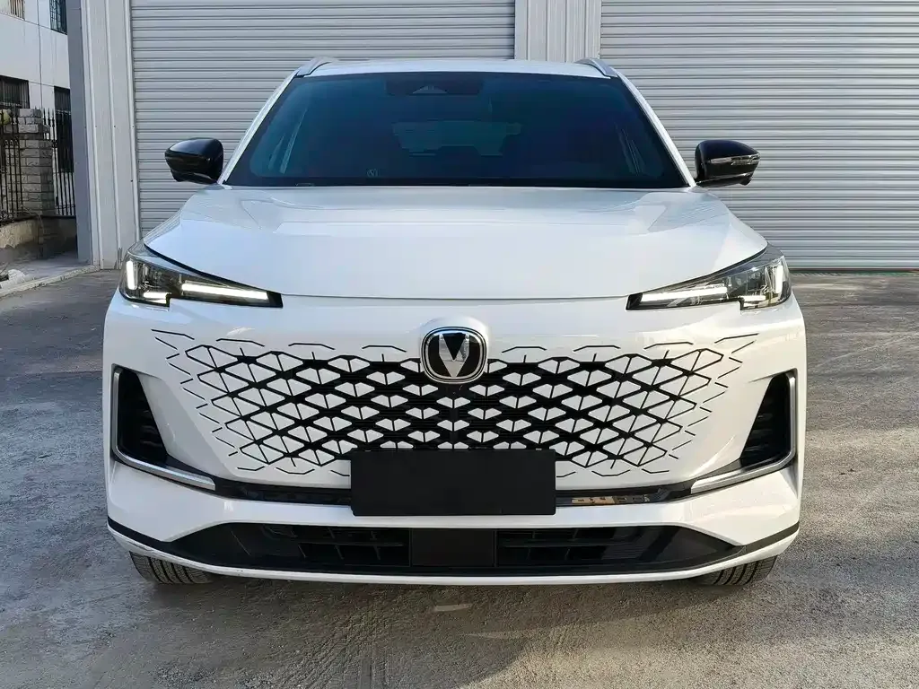 Changan CS55PLUS — фото 2