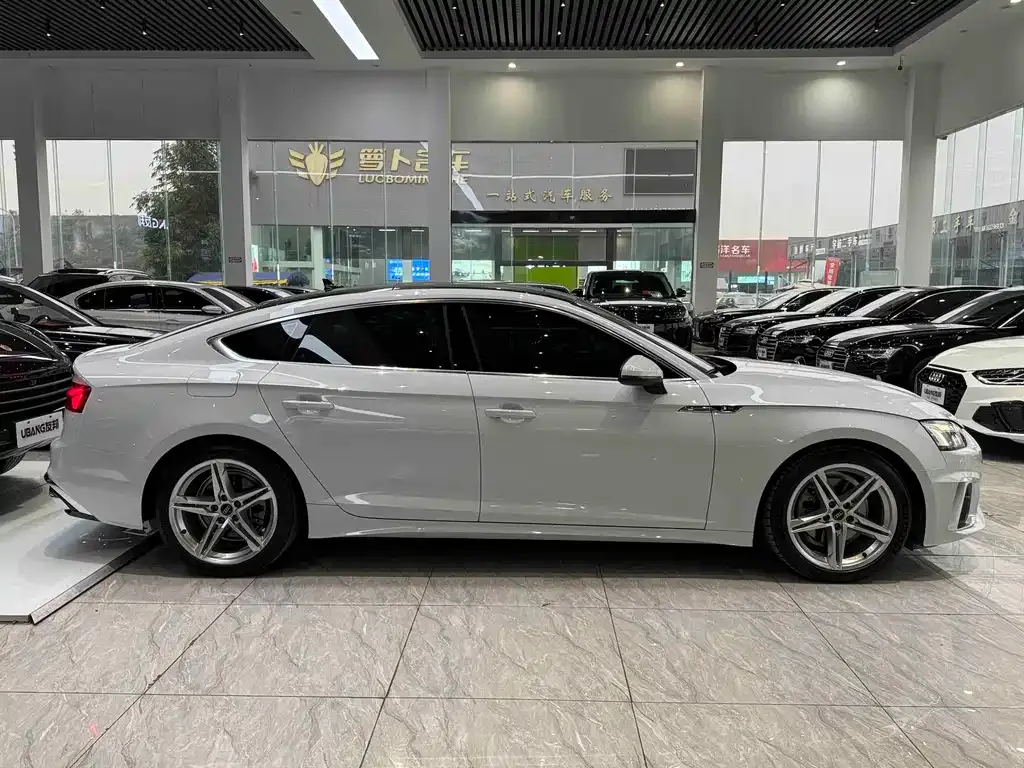 Audi A5 (Import) — фото 7