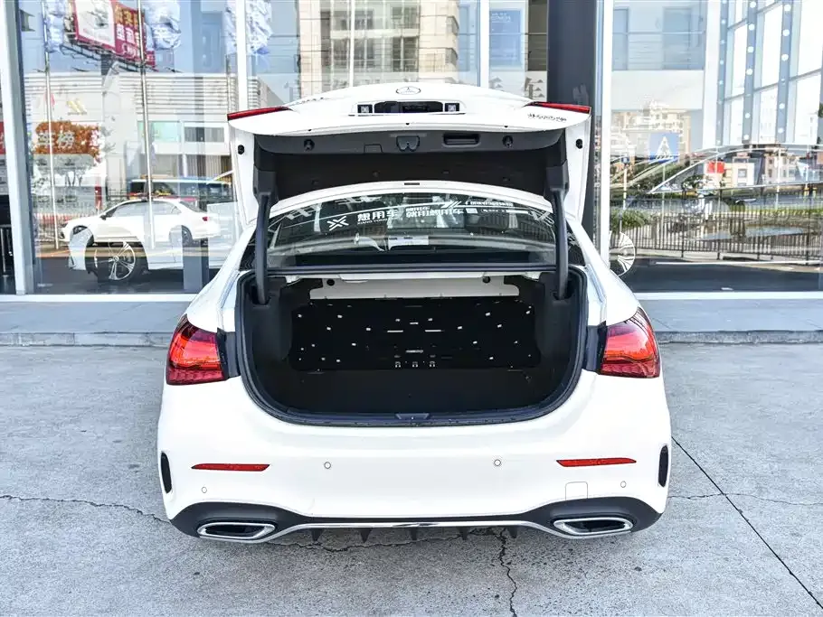 Mercedes-Benz A-Class — фото 10