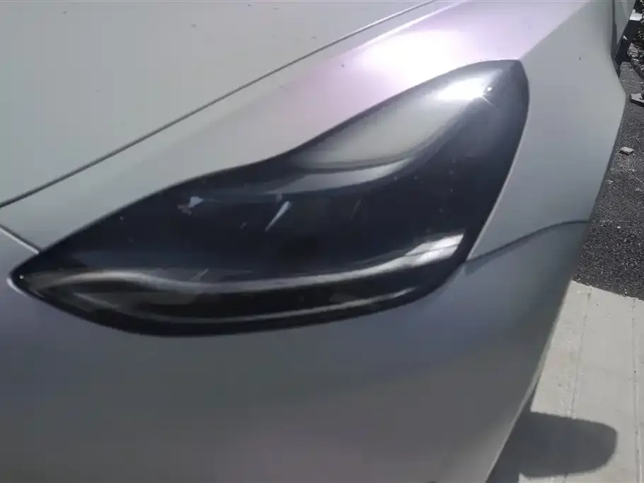 Tesla Model 3 — фото 5