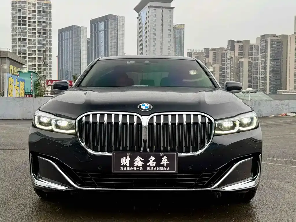 BMW 7 Series — фото 2