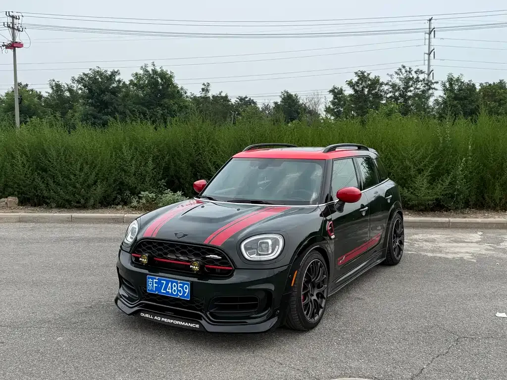 MINI Countryman JCW — фото 1