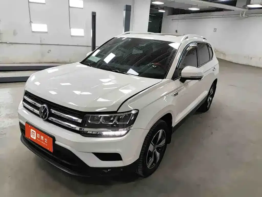 Volkswagen Tharu — фото 1