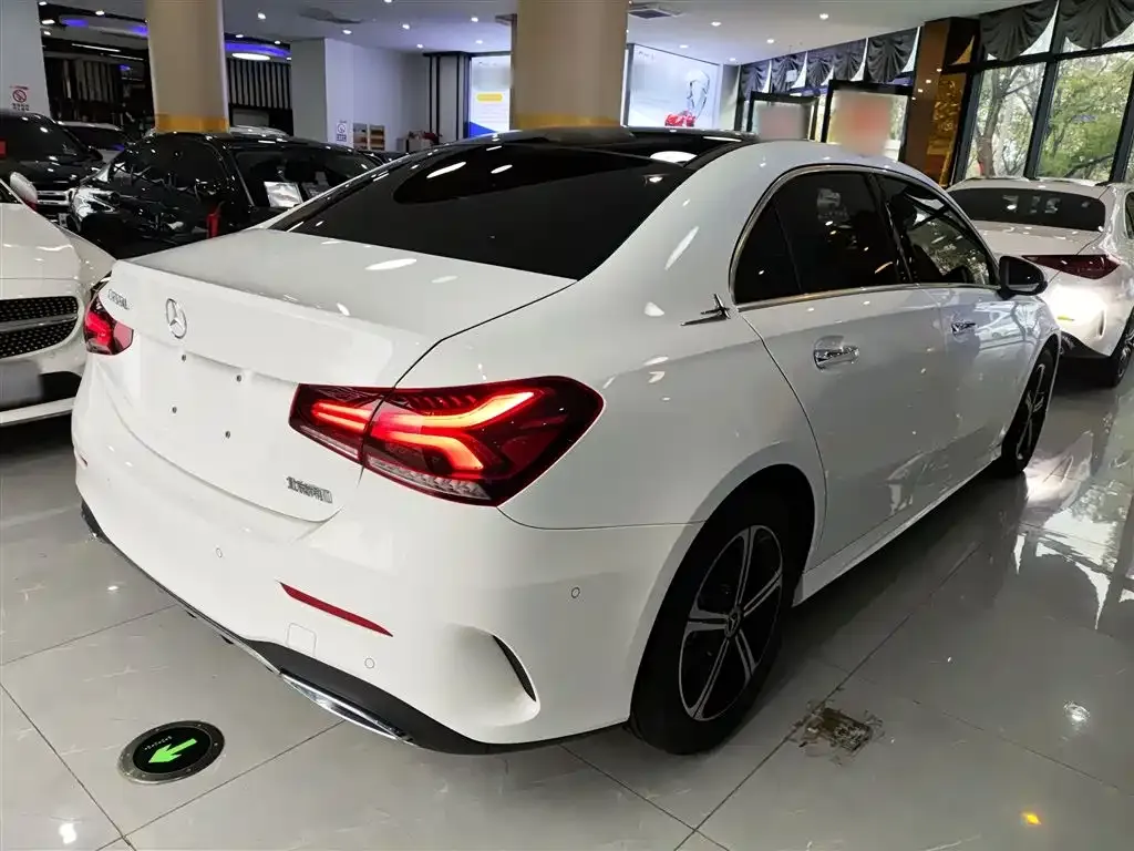 Mercedes-Benz A-Class — фото 7