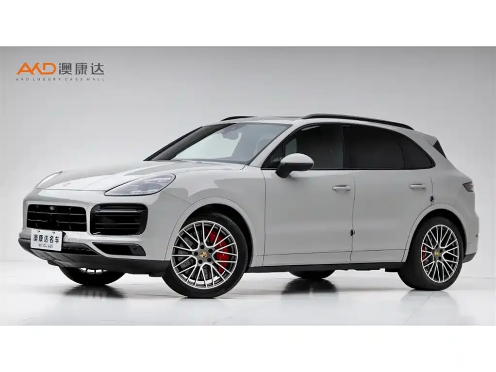 Porsche Cayenne — фото 1