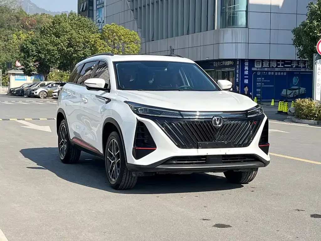 Changan CS75PLUS — фото 2