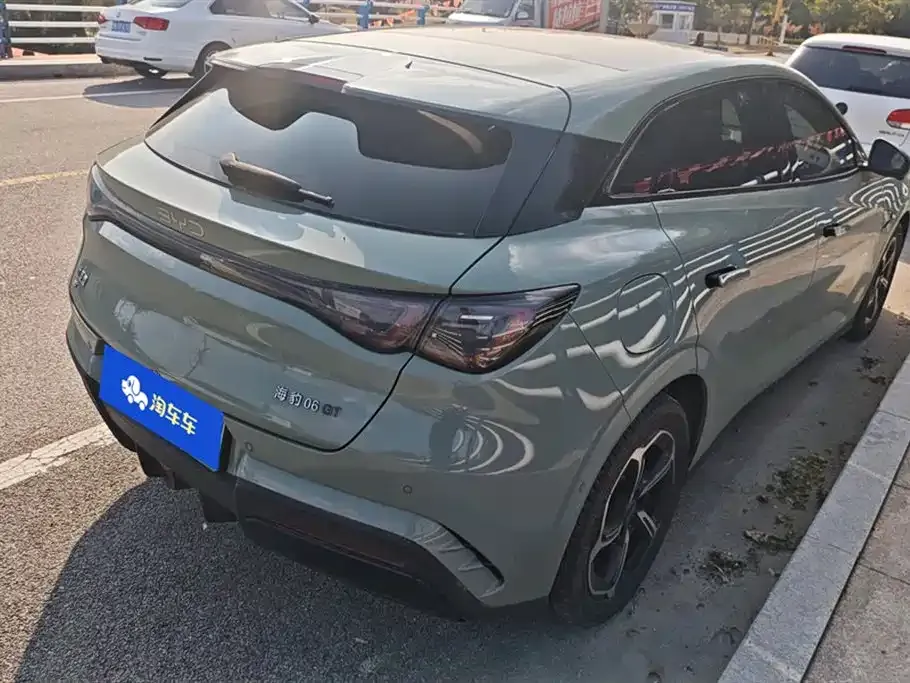 BYD Seal 06GT — фото 3