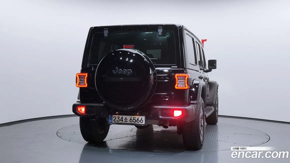 Jeep Wrangler — фото 4