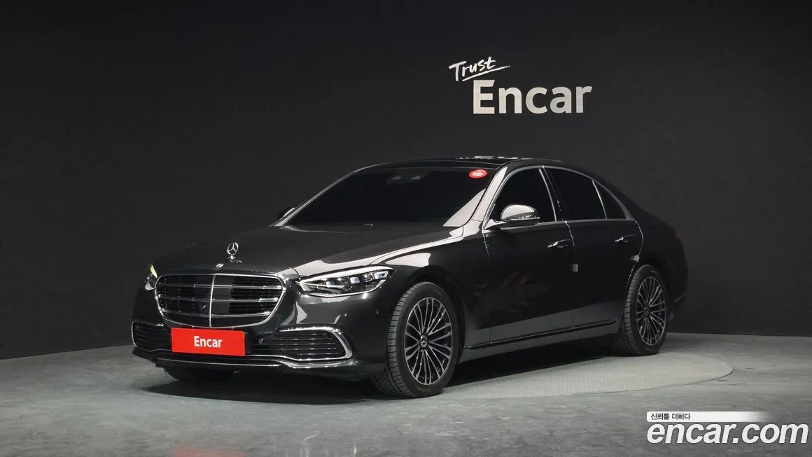 Mercedes-Benz S-Class — фото 1