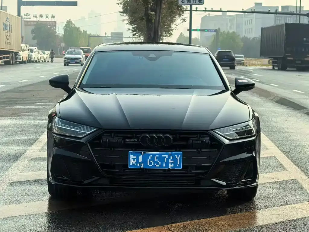 Audi A7L — фото 2