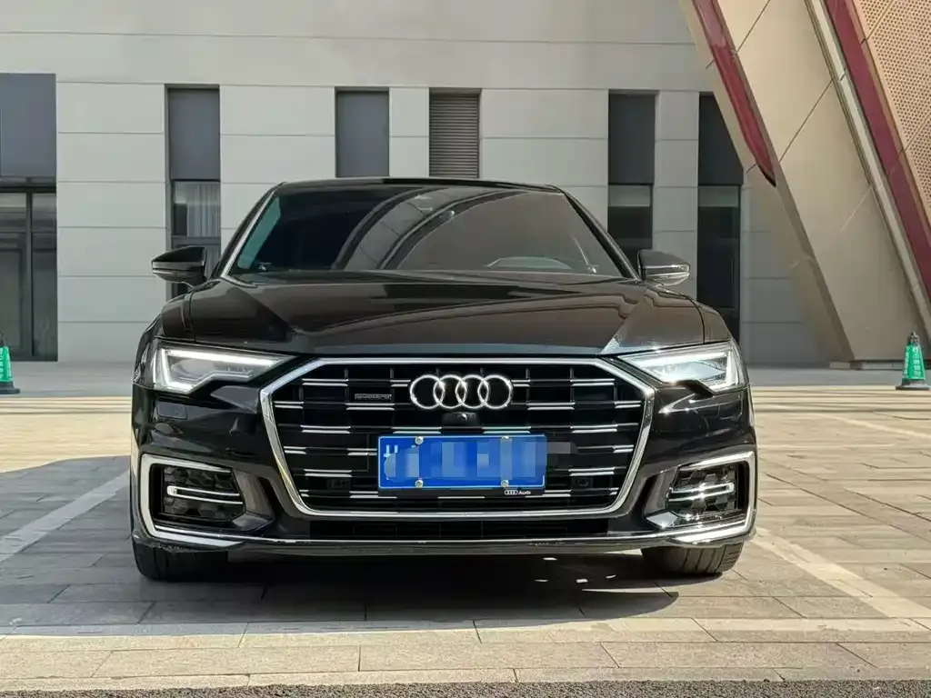 Audi A6L — фото 2