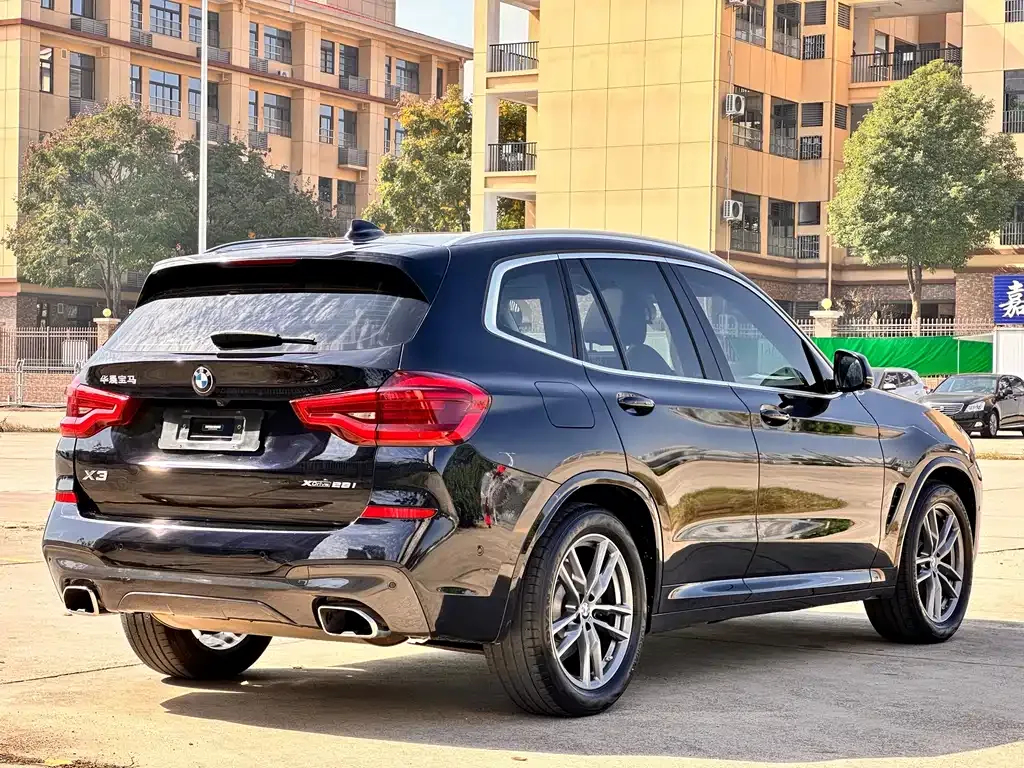 BMW X3 — фото 3