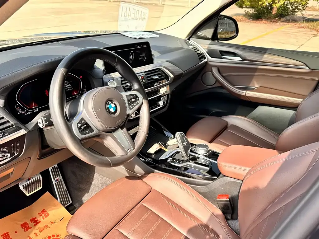 BMW X3 — фото 8
