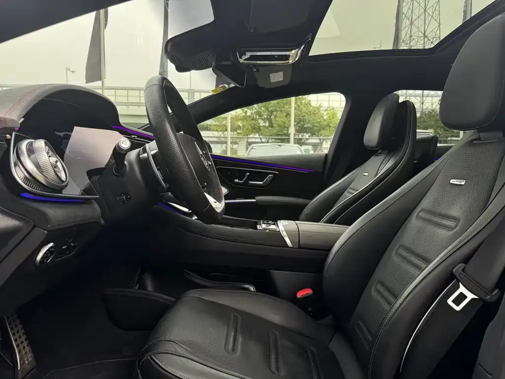 Mercedes-Benz EQS AMG — фото 8
