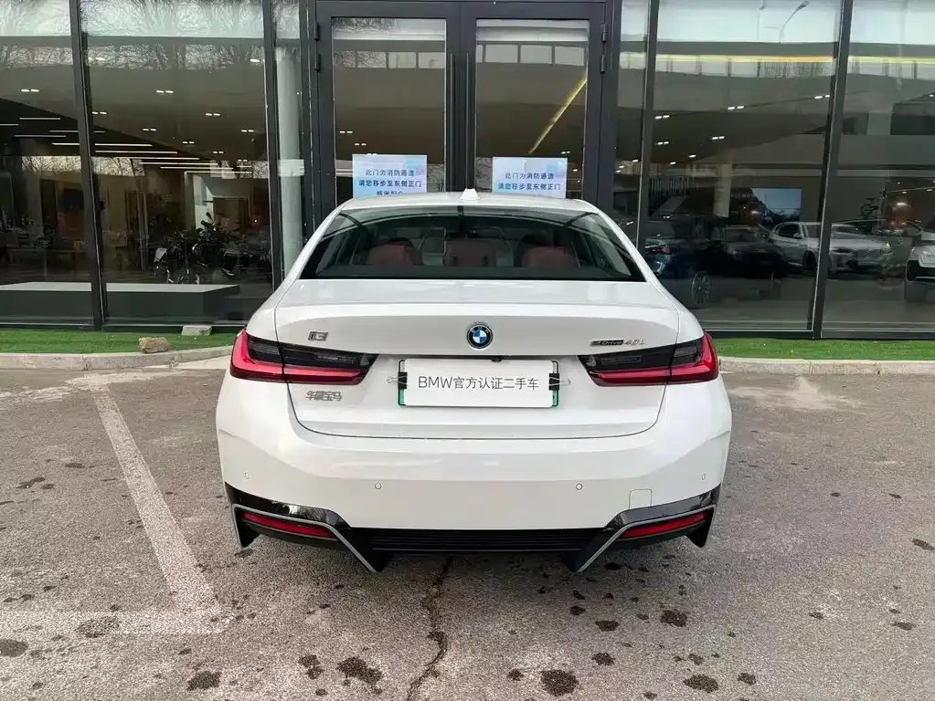 BMW i3 — фото 10