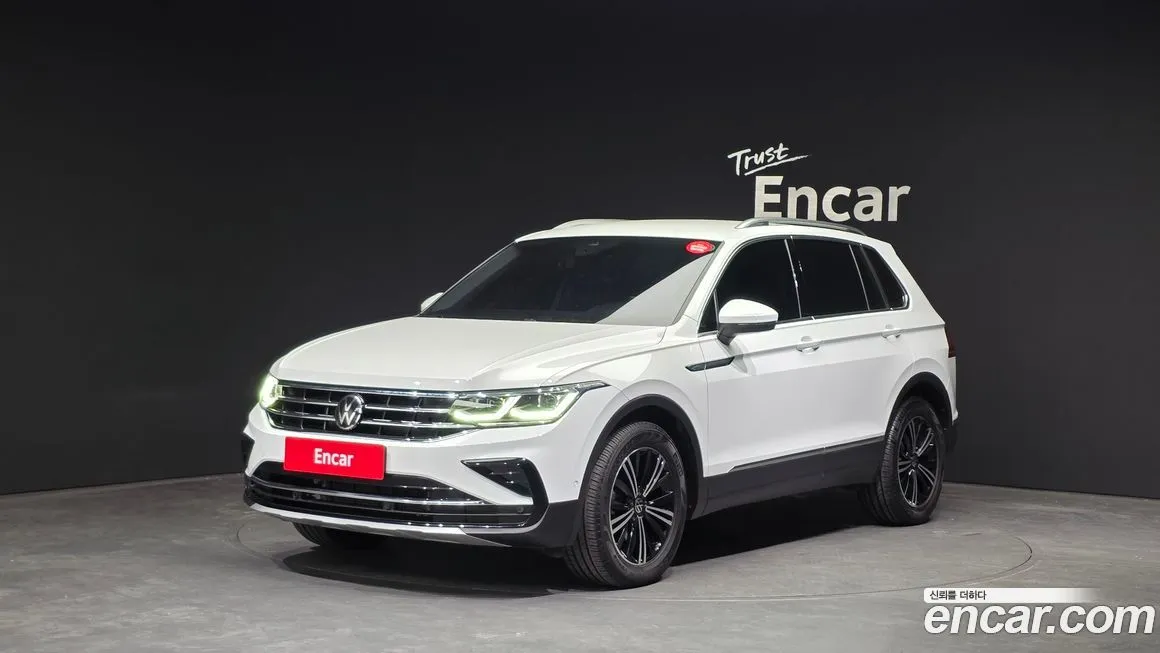 Volkswagen Tiguan — фото 1
