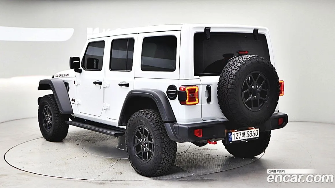 Jeep Wrangler — фото 2