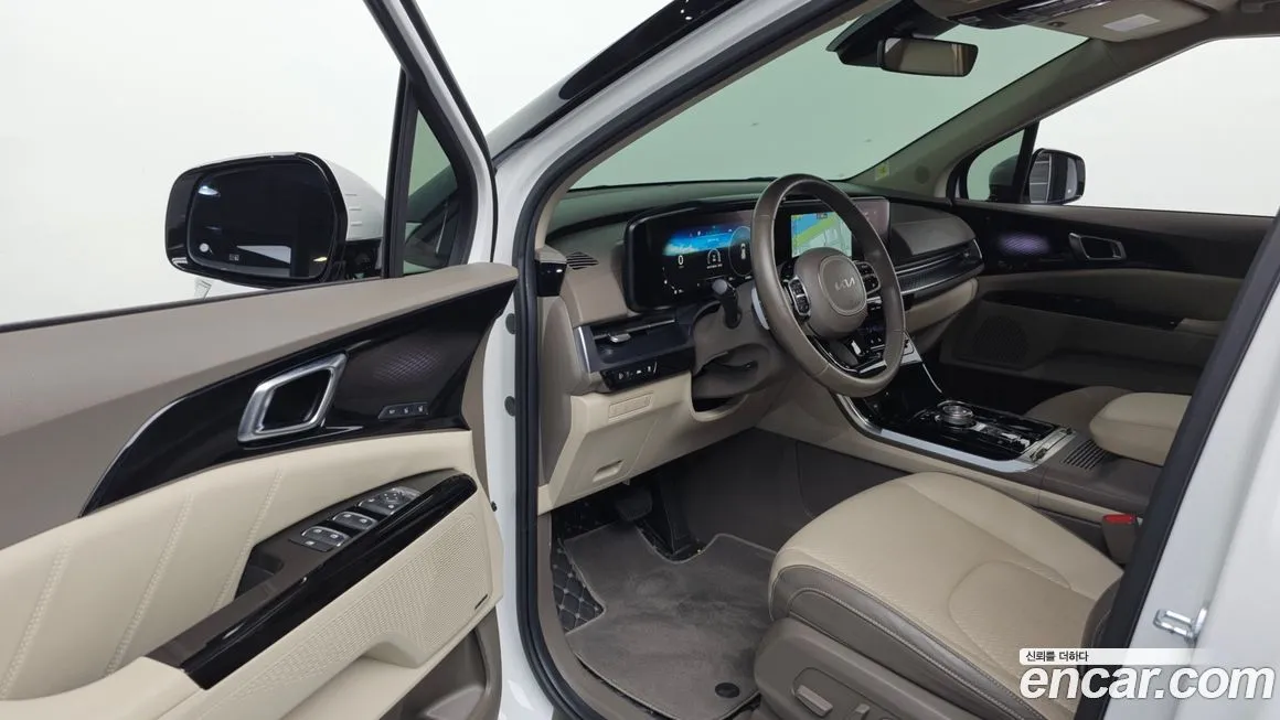 Kia Carnival — фото 10