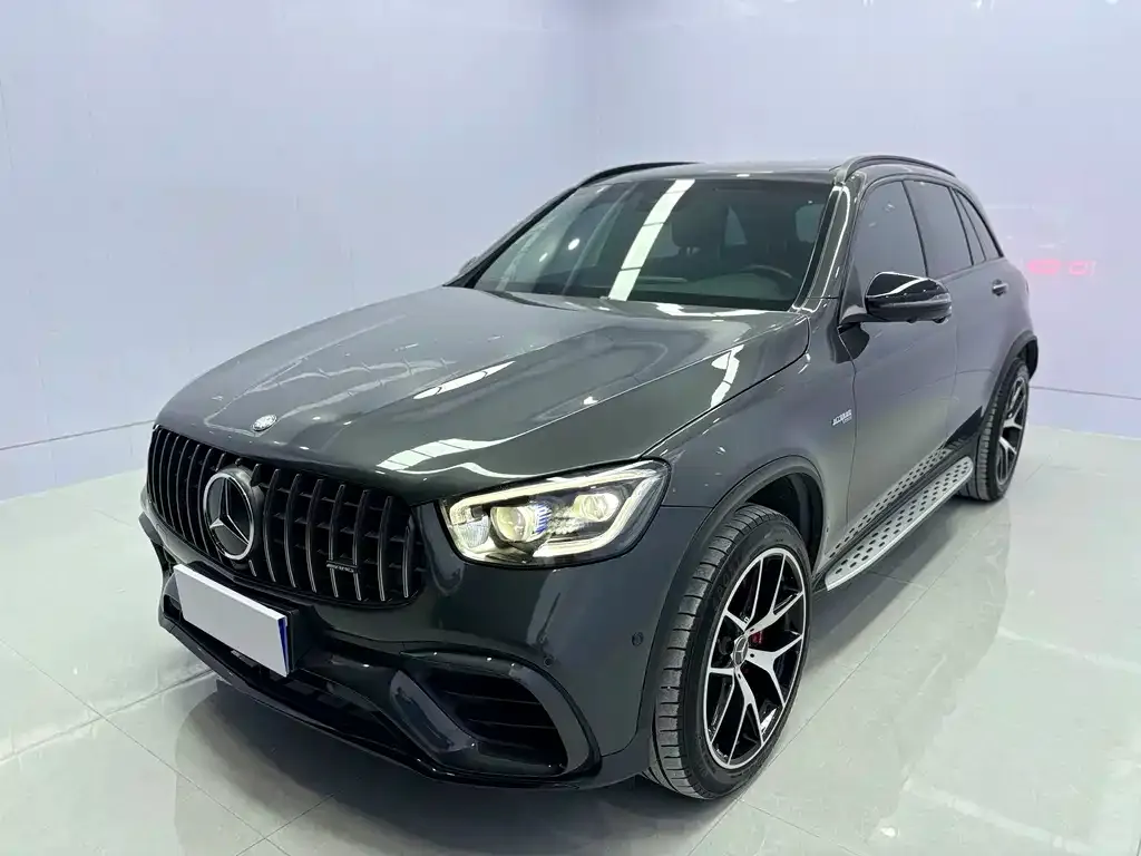 Mercedes-Benz GLC AMG — фото 1